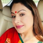 Ayesha Jhulka Instagram - Nothing shakes a smiling heart ♥️ 😊 #happyface #smile #randomclick #forthegram #red #traveller #aj #instagood #instagram #instadaily #photooftheday #click #photo #saturday #sat