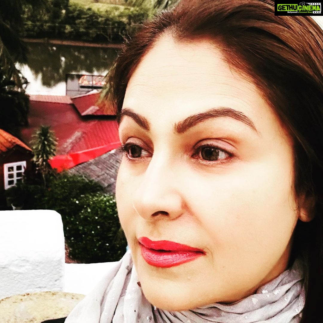 Ayesha Jhulka Instagram - βThe silence in the morning holds lots of expectations and is more hopeful than the silence at night.β β ... #quiet #quietthechaos #silence #calm #calming #calmness #morning #morningvibes #sombre #aj #photooftheday #instagood #instagram #instadaily #instamood #tuesday #π