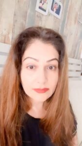 Ayesha Jhulka Instagram - Tum panga lene ka mat sochana, ... 😎

#attitude #teaser #smart #oversmart #husband #wife #husbandandwife #nehlepedehla #aj #instagram #instagood #instadaily #funny #funnyvideos #comedy #comedyvideos #sunday #sundayfunday