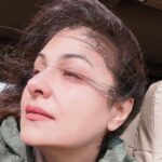 Ayesha Jhulka Instagram - Left profile or Right🤔…I’m not lazy. I’m just on my energy saving mode.😜 #right #left #leftrightleft #profile #picture #photooftheday #photoshoot #mornings #lazy #fresh #aj #instagram #instagood #instadaily #instamood #instalove #tuesday