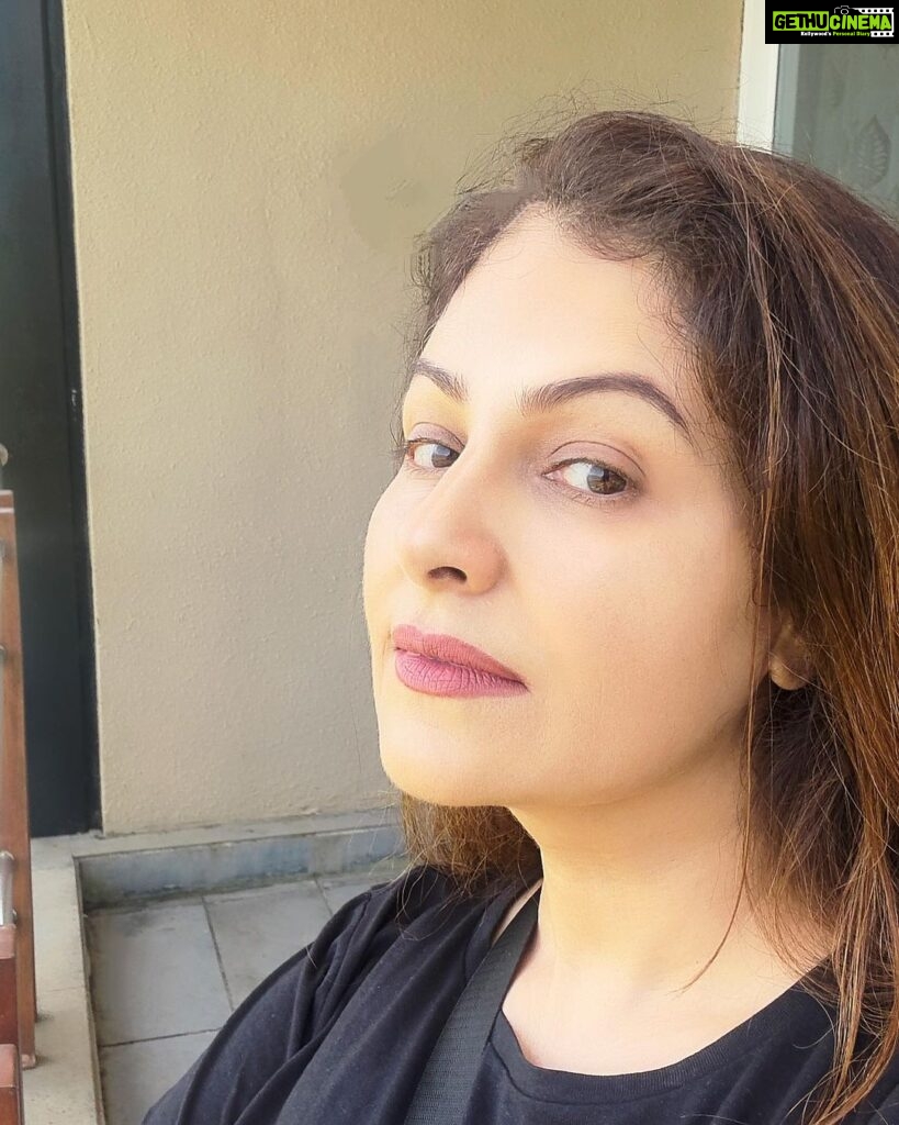 Ayesha Jhulka Instagram - All we can do is our best. And sometimes the best that we can do... is to start over #fresh #freshness #bloom #smile #instagood #instagram #instadaily #friday #fridays
