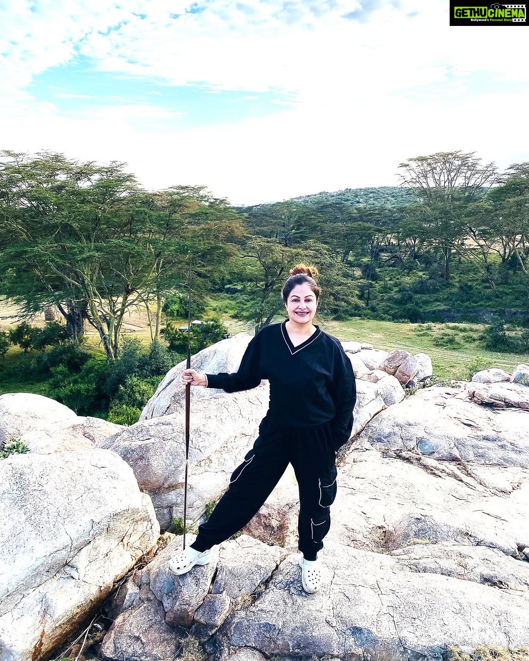 Ayesha Jhulka Instagram - "Nature is not a place to visit, it is home." –Gary Snyder. #jungle #forest #nature #challenge #beauty #natural #fresh #aj #instagood #instagram #instadaily #photooftheday #photo #sunday #sundayfunday