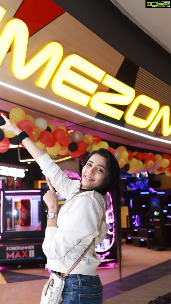 Ayli Ghiya Instagram - Play, laugh & create unforgettable memories at @timezonegames . As it’s my Birthday month, I visited the Timezone newly opened in Phoenix Mall of the Millennium, Wakad! 🎮🎉 It’s where the young and young at heart come to play. #Timezonegames #gamezone #arcadegames #virtualreality #GamingArcade #Entertainment #Games #favouriteGame #VR #VReality #VRGames #ExplorePage #inthezone #zonemeinhoon #zone #wakad