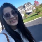 Ayli Ghiya Instagram - Honestly!!! Fall colors do remind me of बोगनवेल 😍 Naperville, Illinois
