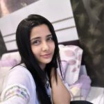 Ayli Ghiya Instagram - #bunnyrabbit pose to out of poses 🐰 Home Sweet Home