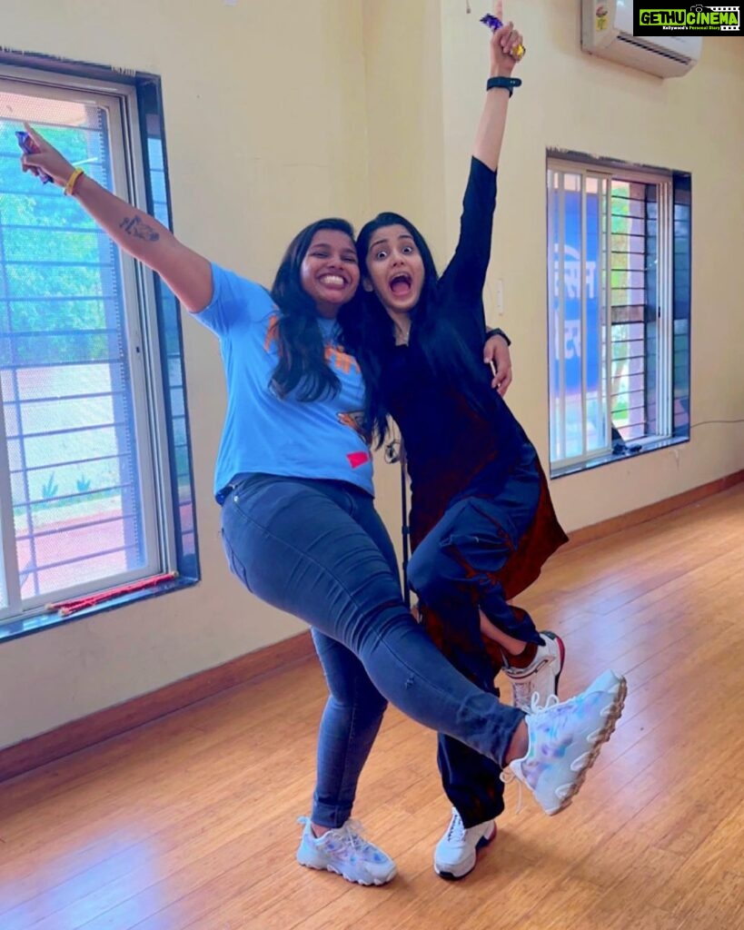 Ayli Ghiya Instagram - When you just have the One friend who just matches your Energy!!!!!🔥 Damn Praju!! Happiest Birthdayyyy to You❤️❤️ I miss you so much and we are definitely celebrating your birthday once I’m back!!!!! I so wanna say so many things… butttt not here in our PC😂😂🙈🙈🫶🏻 hahaha but mannn!!!!! Love you so much & just Be Happy always❤️ I’m here with you💃🏻💃🏻 just Happy Happy Birthdayyyy❤️