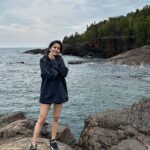 Ayli Ghiya Instagram - When you brother’s hoodie fits you like a dress😂😂😂 #cliffdiving #aftereffects Black Rocks of Lake Superior