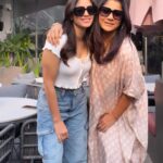 Barkha Bisht Sengupta Instagram – Hello Family … ♥️ 

@aparnashailen @pushkinshailen