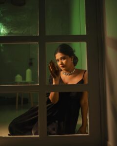Bhakti Kubavat Instagram - Glamours Bhakti✨

In frame : @bhaktikubavat 
Capture by : @cinematicbyharsh , @jayphotographer5663 
Hair & Make up : @jasmine_beauty_care 
Outfit & jewelry: @flairthestudio