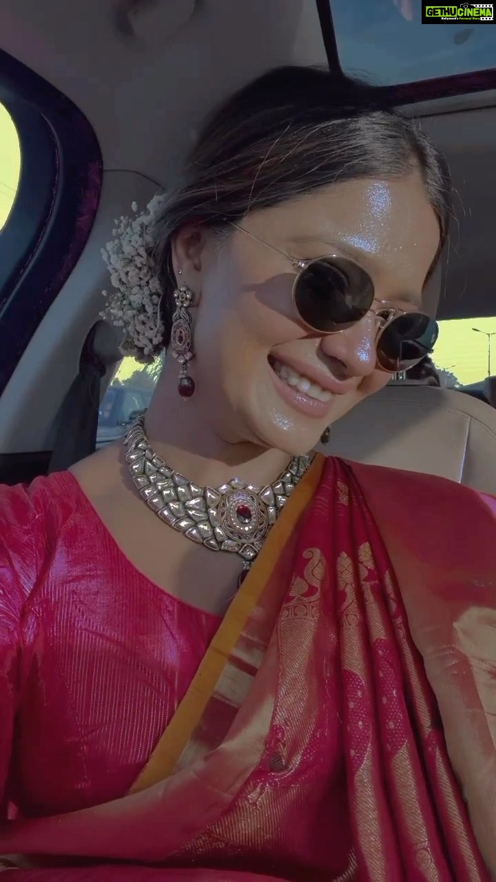 Bhakti Kubavat Instagram - Xoxo More videos out on @officialjoshapp #bhaktikubavat #shaadi #weddingsaree #weddinglook #weddingphotography #weddinginspiration #ootd