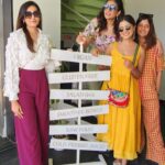 Bhakti Kubavat Instagram - Congratulations @varunadugar11 for gifting Ahmedabad a restaurant which has both licious food and a great vibe. Try the charcoal lemonade, pizza with burrata cheese, sauté edamame, Moroccan hummus, Meghai Pan Salad & Khow suey soup at @santeahmedabad Trust me, these dishes are pocket friendly :) #placestoeatinahmedabad #musttryinahmedabad #cafesinahmedabad #bhaktikubavat