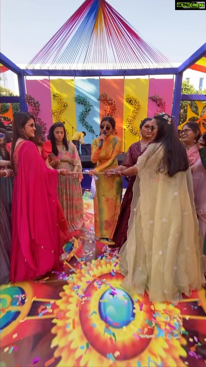 Bhakti Kubavat Instagram - This year after my trip to Egypt - I promised myself I’ll give my more than 100%. I’ll walk that extra mile, I’ll make that extra effort & will give my best ! I’ll have the maximum shows & I’ll prove one more time - how much I love my job. Sleepless night, non stop traveling, having constant body aches, eating food during odd hours, staying far far away from family, never being around your friends, standing for hours, handling the pressure of delivering something new every single time, attending series of calls, failing to find time for yourself, never acing at managing relations AND yet having a smile on your face & run the show. I want to thank MY EVENT PLANNERS who had immense faith in my work and my dear clients for trusting me with their most important day. I couldn’t have achieved this without you guys. Asante Sana 🙏🏻 Shout out to all the photographers - much love #wedding #weddingphotography #weddingoutfit #ootd #weddinginspiration #bhaktikubavat #anchor #anchorbhaktikubavat #actor #ahmedabad #goa #udaipur #jodhpur #weddinganchor #destinationwedding Goa