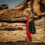 Bhakti Kubavat Instagram - @bhaktikubavat ...... ...... Shoot for @gujarattourism Managed by @themediabox18 Styling @styleitwithniki Costumes @label.jagruti Jewellery @creyons_ #throwback #navratri #kutch #ahmedabadfashionphotographer #travel #travelphotography #travelblogger #rural #rurallife Kutch