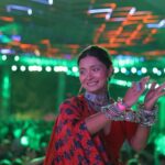 Bhakti Kubavat Instagram - | Navratri 2023 | Anchor : @bhaktikubavat Singer : @parthoza25 Event curated by : @chakshuefesto #navratri #anchor #host #anchoring #celebrityanchor Ahmedabad, India