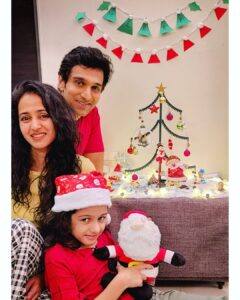 Bhamini Oza Instagram - Merry Christmas 🎄