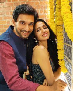 Bhamini Oza Instagram - Love and light! ✨
#happydiwali