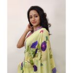 Bhamini Oza Instagram - The beauty of a Morning Glory flower, is that of it's patient wait for the sun to rise in the morning! The 'Morning Glory' saree by @bbg_royals is inspired by the vintage botanical paintings. This beautiful piece recreates a vintage magic, firstly by hand painting the motif on paper and then translating it on the purest silk chiffon. 📸 @punit.j.g @bbg_royals @digvijaysinghfashion @the_neo_eclectic #bbgroyals #bbgloyals #indianroyalty #rajputstyle #rajputsaree
