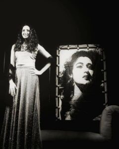 Bhamini Oza Instagram - It all started with a dream. A dream of being ecstatically happy all my life doing something that I love. Theatre is that dream that I live everytime I am on stage. 

#worldtheatreday🎭