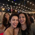 Bhamini Oza Instagram - Fun night with super fun people.. thank you @manasi_parekh @parthivgohil9 ..you guys are such lovely happy hosts..love you all!!!