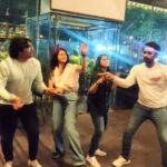 Bhamini Oza Instagram – We can’t contain the joy of receiving all the love and appreciation from the audiences ❤️ 

#AumMangalamSinglem Entering into the second week 💃🕺💃🕺

Video courtesy @punit.j.g

@aksharcommunications @aartivyaspatel @saandeeppatel @iamaarohii @malhar028 @bhaminioza @tatsatmunshi @mitai_shukla @olivechashma @nirenbhatt @sachinjigar @soulfulsachin