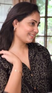 Bhanushree Mehra Instagram - Ready to feel your best? Swisse Beauty Biotin+ tablets have your back. With @swissein it’s all about nourishing from within for a real transformation.
No gimmicks, just science-backed goodness. Say goodbye to brittle nails, embrace healthier skin and experience the joy of having fuller, more voluminous hair. 
It’s your beauty, simplified !!
.
.
.
.
.
#swisse #swissebeauty #biotin #healthyhair