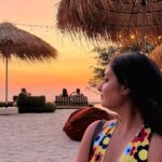 Bhanushree Mehra Instagram – In the evenings, head to the western side of Gili Trawangan, find a nice spot to sit and just enjoy the sun setting. It’s a beautiful sight and you shouldn’t miss it during your time in Gili ! 😍
.
.
.
.
.
#gili #gilitrawangan #giliislands #indonesia #sunset Gili Trawangan,Lombok