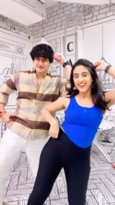 Bhavin Bhanushali Instagram - Still in trend.?? ❤️

#dance #trending