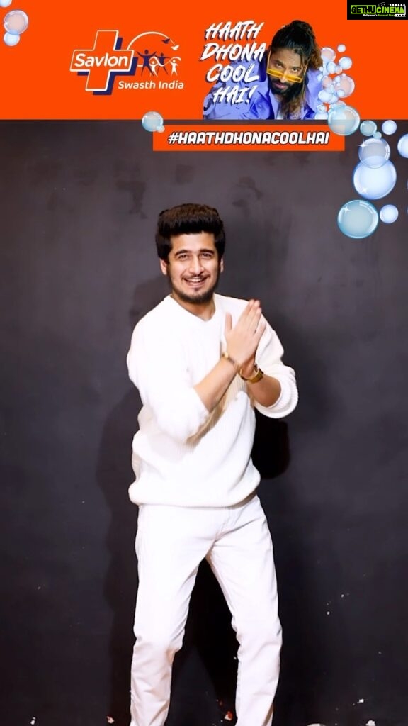 Bhavin Bhanushali Instagram - If you think #HaathDhonaCoolHai 👏🤟drop the 👏emoji in the comments and do the Handwash Hookstep like me. Share your video and become a #HandwashLegend @savlon.india