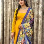 Bhavya Gowda Instagram – 💛
Outfit: @anthariya_ 
Jewels: @thespatika 
Hairstyle by: @anu_hairstylist_makeup_artist