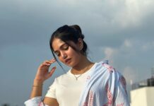 Bhavya Gowda Instagram - ✨ #kannada #kannadaactress #bhavyagowda670 #geethaserial #geethaserialbhavyagowda670 #colors #colorskannada #actor #actresses #telgu #telguactress #starmaa #kks #kalisiuntekaladusukhamserial #instagram #instagood #instadaily #insta #instafashion Bangalore, India