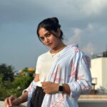 Bhavya Gowda Instagram - ✨ #kannada #kannadaactress #bhavyagowda670 #geethaserial #geethaserialbhavyagowda670 #colors #colorskannada #actor #actresses #telgu #telguactress #starmaa #kks #kalisiuntekaladusukhamserial #instagram #instagood #instadaily #insta #instafashion Bangalore, India