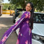 Bhavya Gowda Instagram - 💜 Outfit: @srscollectionss #kannada #kannadaactress #bhavyagowda670 #geethaserial #geethaserialbhavyagowda670 #colors #colorskannada #actor #actresses #telgu #telguactress #starmaa #kks #kalisiuntekaladusukhamserial #instagram #instagood #instadaily #insta #instafashion Bangalore, India