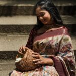 Bhavya Gowda Instagram - Saree: @abhicollections1 MUA: @makeoverby_divyagowda Captured by: @umesh__photography___ Hairstyle by: @hairstylist_bangalore Jewels: @thespatika #kannada #kannadaactress #bhavyagowda670 #geethaserial #geethaserialbhavyagowda670 #colors #colorskannada #actor #actresses #telgu #telguactress #starmaa #kks #kalisiuntekaladusukhamserial #instagram #instagood #instadaily #insta #instafashion Bangalore, India