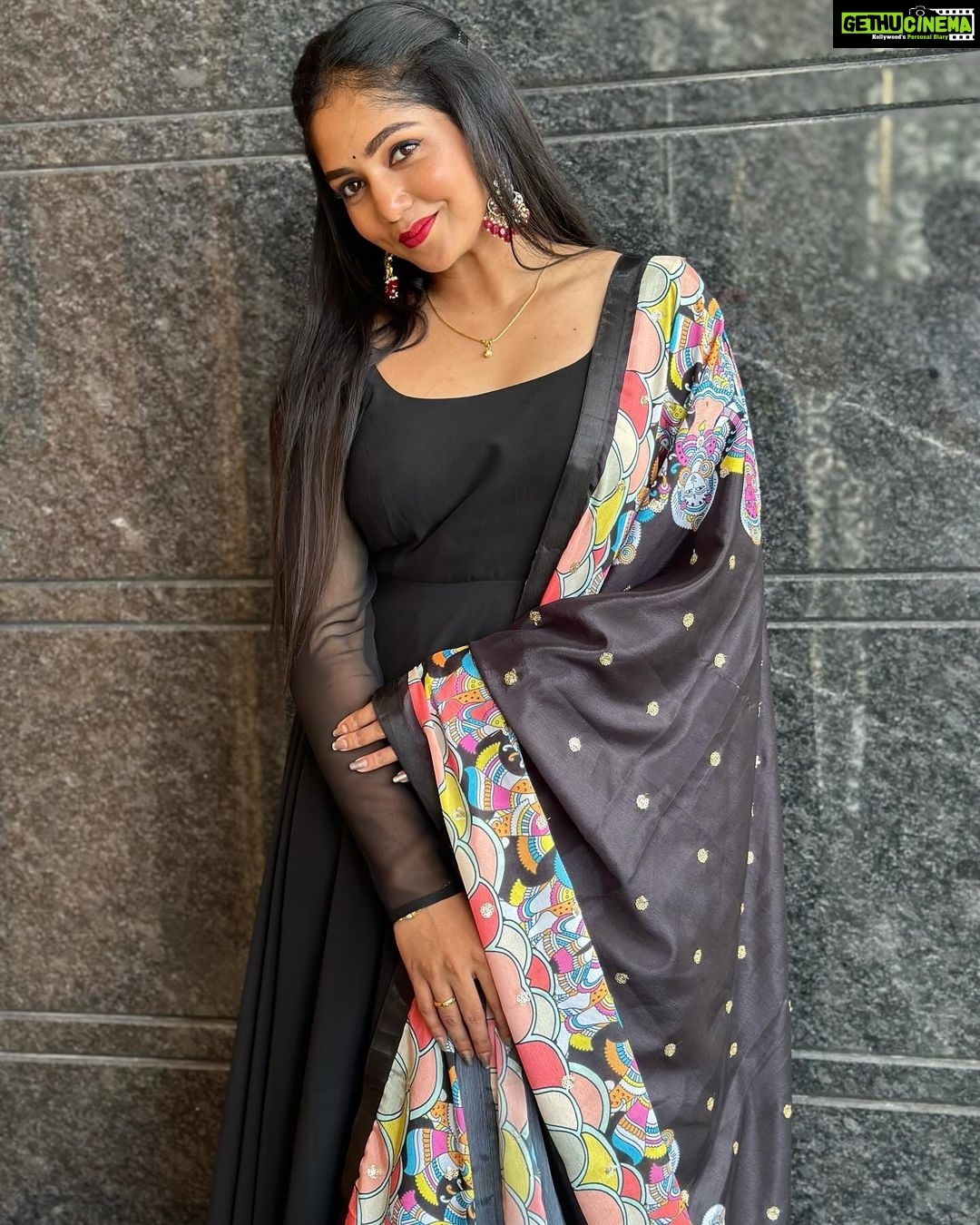 Bhavya Gowda Instagram - 🖤 Outfit: @anthariya_ Jewel: @thespatika Bangalore, India