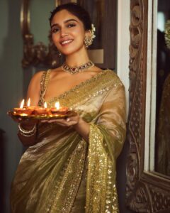 Bhumi Pednekar Instagram - हैप्पी दिवाली✨
.
.
.
#HappyDiwali