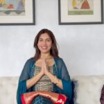 Bhumi Pednekar Instagram - Indian craftsmanship is one of the best in the world. Let’s celebrate our own heritage and join our PM Shri @narendramodi ji in spreading happiness across as many families as we can. Happy Diwali 🪔❤️ #VocalForLocal #HappyDeepawali