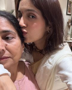 Bhumi Pednekar Instagram - ✨✨✨✨🪔 from mine to yours