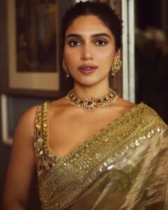 Bhumi Pednekar Instagram - हैप्पी दिवाली✨
.
.
.
#HappyDiwali