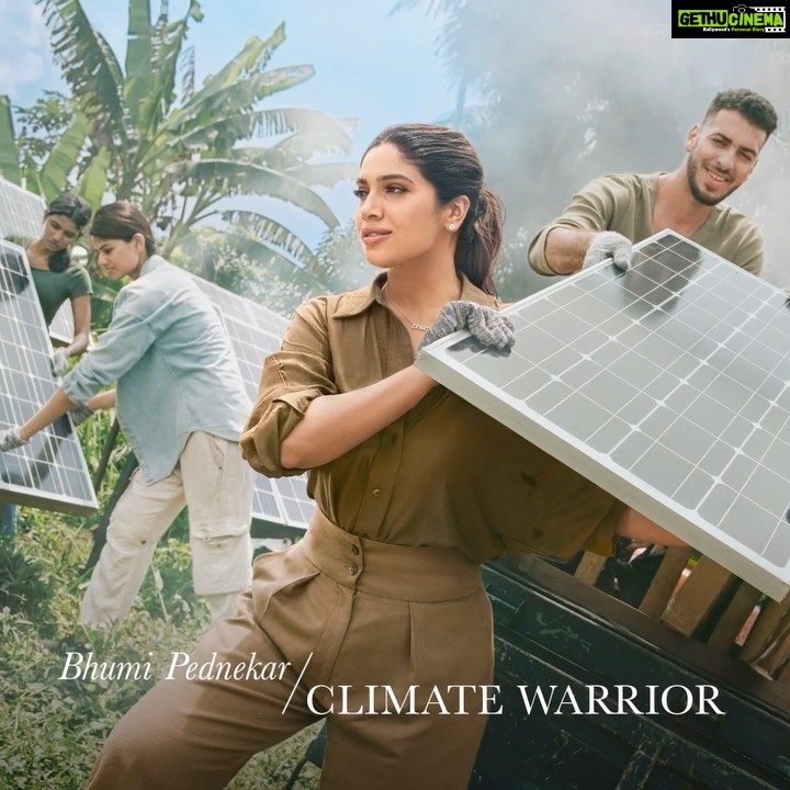 Bhumi Pednekar Instagram - While you know me as an actor, there’s so much more to my journey. Devoted to driving positive change, I am passionate about the cause of social justice and to champion sustainability for a brighter tomorrow. I believe in doing things not just for a good life, but for the greater good of our world. That’s why I’m proud to collaborate with @100pipersindia to inspire people to live a life that creates a positive impact on society. And on this journey to #BeRememberedForGood, I’m joining the other champions of goodness: @taranchhabra @anandmalligavad @kunalkkapoor. Stay Tuned for more goodness! Because some things you do for a good life, some for the greater good! #Collaboration #100pipersglassware #100pipers