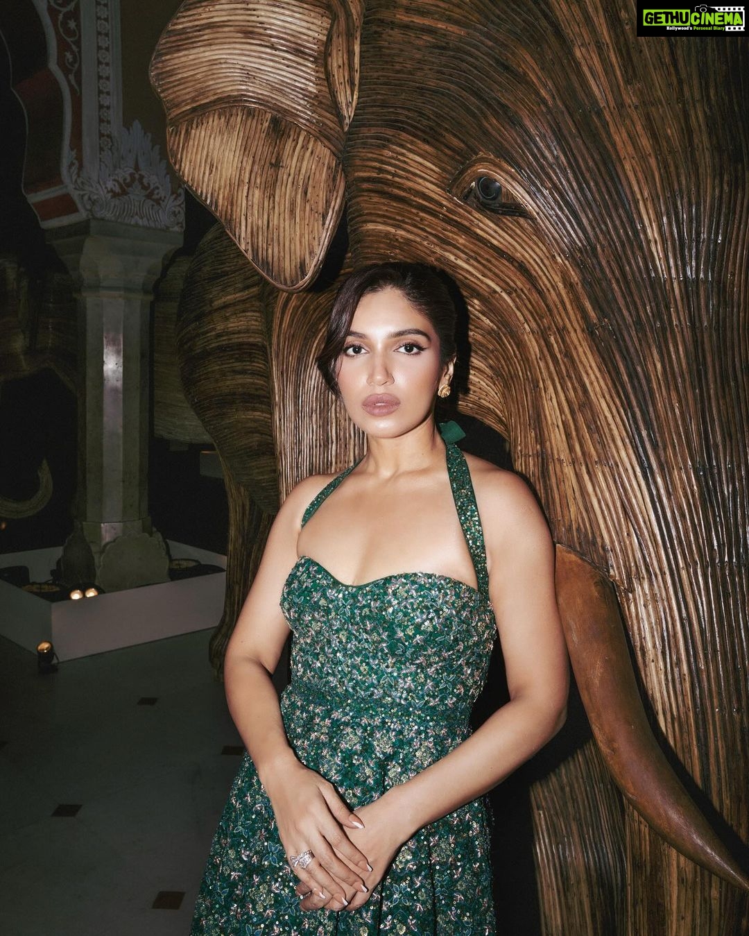 Bhumi Pednekar Instagram - A weekend full of love ✨ City Palace, Jaipur