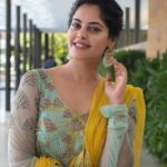 Bindu Madhavi Instagram - When d spotlight hits u✨✨ Outfit - @anupellakuruofficial Earrings - @viviniabyvidhimehra @talashahyderabad Makeup & Hair - @makeuphairbyrahul Photography - @thejasublime Styling - @stylebynavyaanddivya