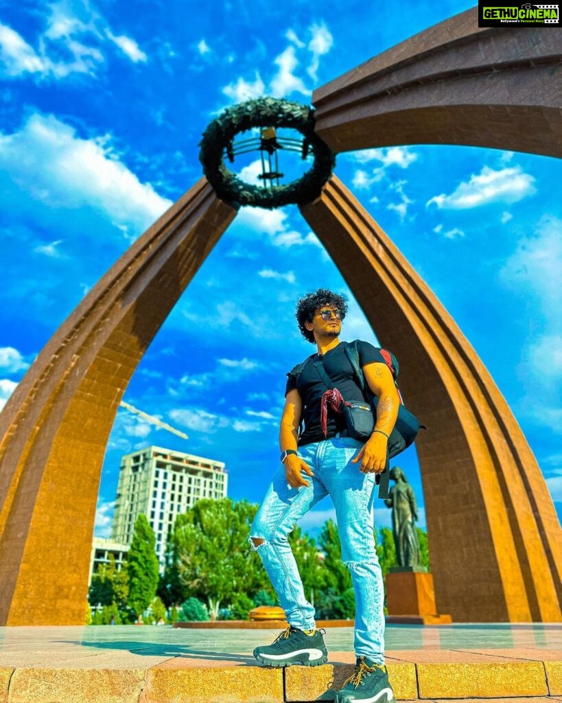 Bravo Instagram - 🇰🇬 5 days of SOLO TRIP’ing in KYRYGYSTAN- It all began on 29th June | SINCE # Day 1 , I had No plans of what am Gonna Do next ,😎but I can say I explored max. 😄😇😇, a country where English wasn't spoken and I couldn't speak Russian, I had no plans but a willing heart. ❤️ Surprisingly, I felt safe and experienced pure love here ! The hostels🏡didn't overwhelm me, the food didn't make me sick, 🍕🥗and the people were incredibly kind. From taxi drivers to fellow travelers, everyone helped me with directions. 🥹A family even shared their food, and a coffee girl kept my belongings safe. A girl who could communicate with me guided me on my journey, and I learned so much on this solo trip. TRUST THE POWER OF UNKNOWN, it’s like this like MANTRA on loop 🕉️ to me ! I've captured these moments to share with you. Take a leap and embark on a solo trip to discover your capabilities—it's not about the money. Trust the power of the unknown, and remember, it's one step at a time. ———— Ps: all pictures are clicked by me , using a Tripod & my camera screen in the watch :) ipo Sollunga , THANIYA CHILLA PANLAAM THAANE ?❤️😅😅😍😍 ——— #solotrip #kyrgyzstan #solotravel #beingbravo #rjbravo #wizzair Bishkek, Kyrgyzstan