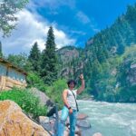 Bravo Instagram - 🇰🇬 5 days of SOLO TRIP’ing in KYRYGYSTAN- It all began on 29th June | SINCE # Day 1 , I had No plans of what am Gonna Do next ,😎but I can say I explored max. 😄😇😇, a country where English wasn't spoken and I couldn't speak Russian, I had no plans but a willing heart. ❤️ Surprisingly, I felt safe and experienced pure love here ! The hostels🏡didn't overwhelm me, the food didn't make me sick, 🍕🥗and the people were incredibly kind. From taxi drivers to fellow travelers, everyone helped me with directions. 🥹A family even shared their food, and a coffee girl kept my belongings safe. A girl who could communicate with me guided me on my journey, and I learned so much on this solo trip. TRUST THE POWER OF UNKNOWN, it’s like this like MANTRA on loop 🕉️ to me ! I've captured these moments to share with you. Take a leap and embark on a solo trip to discover your capabilities—it's not about the money. Trust the power of the unknown, and remember, it's one step at a time. ———— Ps: all pictures are clicked by me , using a Tripod & my camera screen in the watch :) ipo Sollunga , THANIYA CHILLA PANLAAM THAANE ?❤️😅😅😍😍 ——— #solotrip #kyrgyzstan #solotravel #beingbravo #rjbravo #wizzair Bishkek, Kyrgyzstan