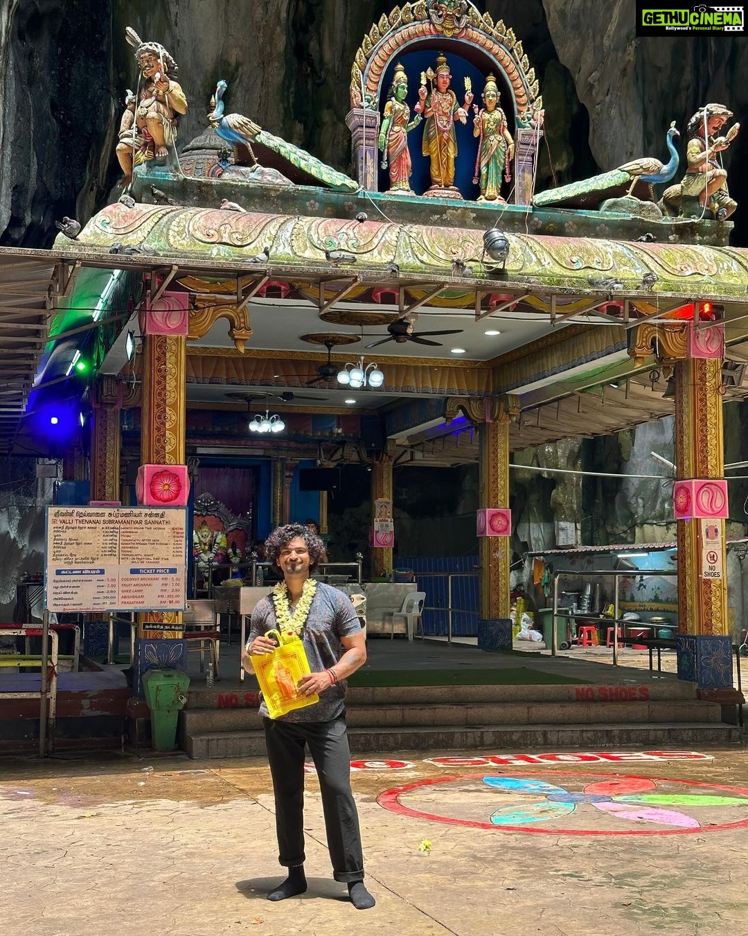 Bravo Instagram - 2nd TRIP of the Year ! MALAYSIA ๐ฒ๐พ - My Malaysian adventure was a heartwarming experience. Contrary to the portrayal in movies, I discovered a nation filled with warm, welcoming people. Their impeccable Tamil accents resonated with me, creating an instant connection. It was in these moments of cultural exchange that I found the true beauty of Malaysia - not in the cinematic scenes, but in the genuine kindness and diversity of its people. Ginting-malaysia