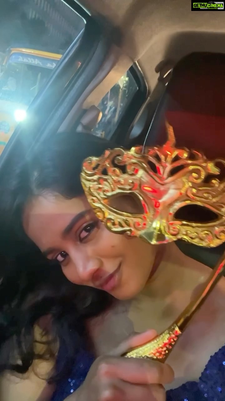 Brigida Instagram - Thanks for the award! ⭐️ #Best lead performance @studiooneincentertainments And also thanks to @actorrizubhai_official bro! ♥️