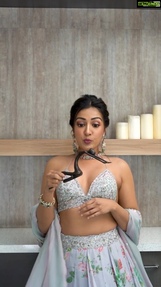 Catherine Tresa - 443.6K Likes - Late to the party . But, why not ?
P.S. Isn't she hot🔥? Wish I was looking a wow like her😜
( Talking about the black figurine 😜)
#diwalivibes #lookinglikewow #festivefun #mebeingme