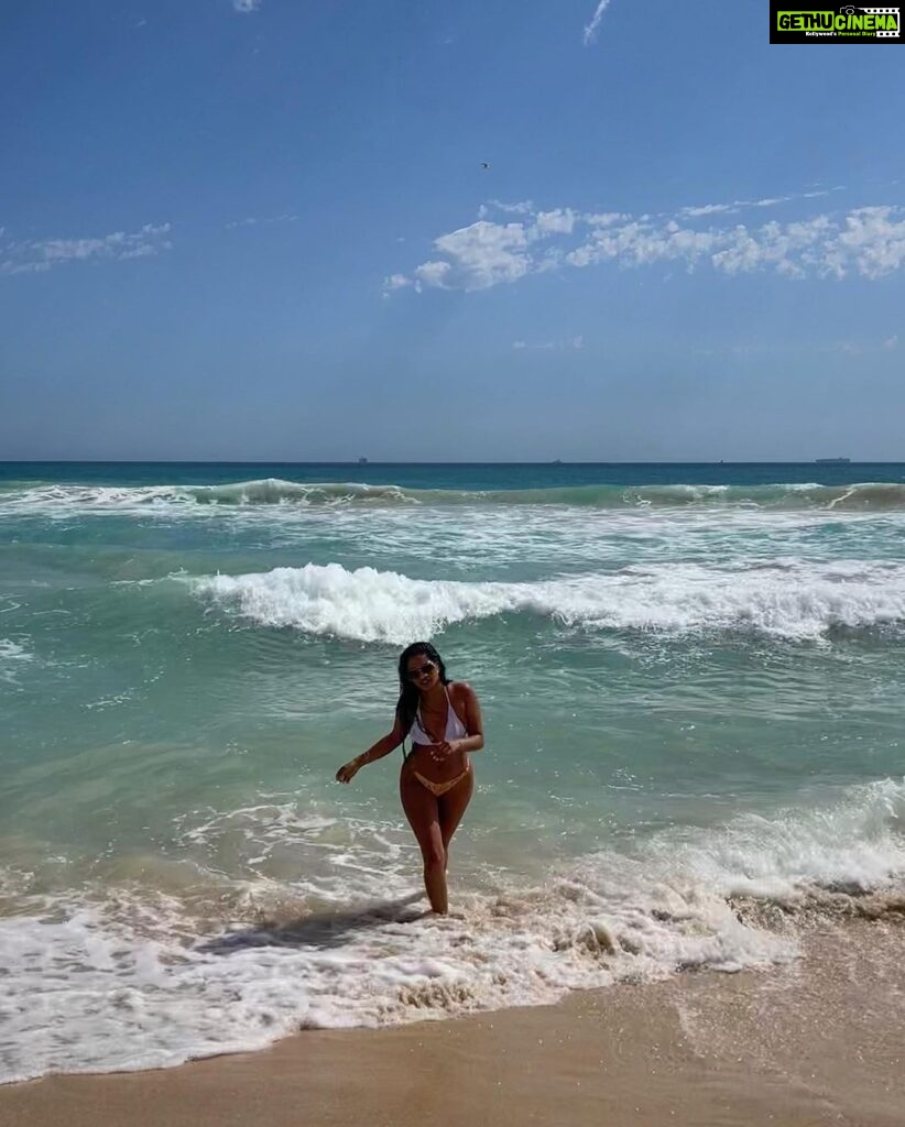 Chandrika Ravi Instagram - Lessons from the ocean Perth, Western Australia
