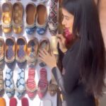 Charu Asopa Instagram - How can I miss going to Bapu bazar ❤️😍 #pinkcity