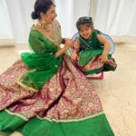 Charu Asopa Instagram - Shubho mahalaya everybody 🙏. Outfits designed by @studioj23