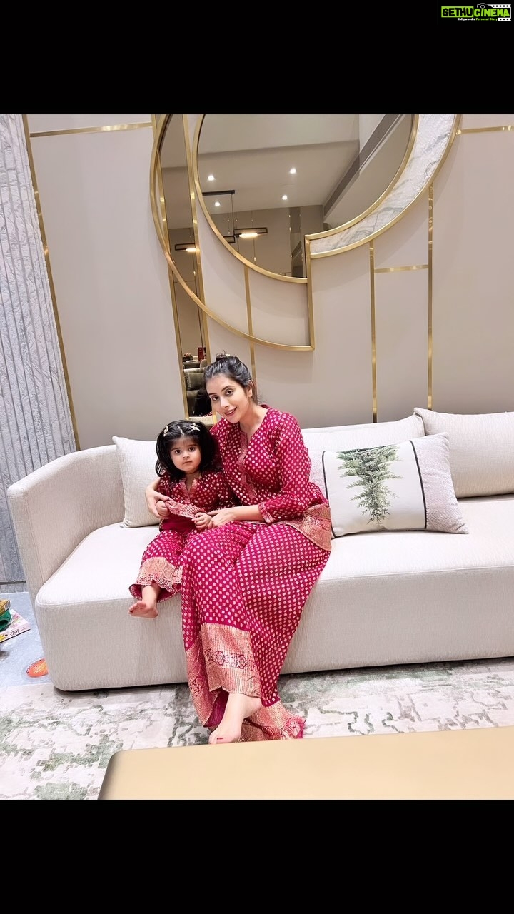 Charu Asopa Instagram - Happy Diwali everyone ❤️🪔